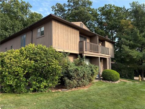 7569 Creekwood Drive North Royalton OH 44133