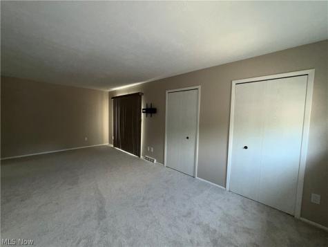 7569 Creekwood Drive North Royalton OH 44133