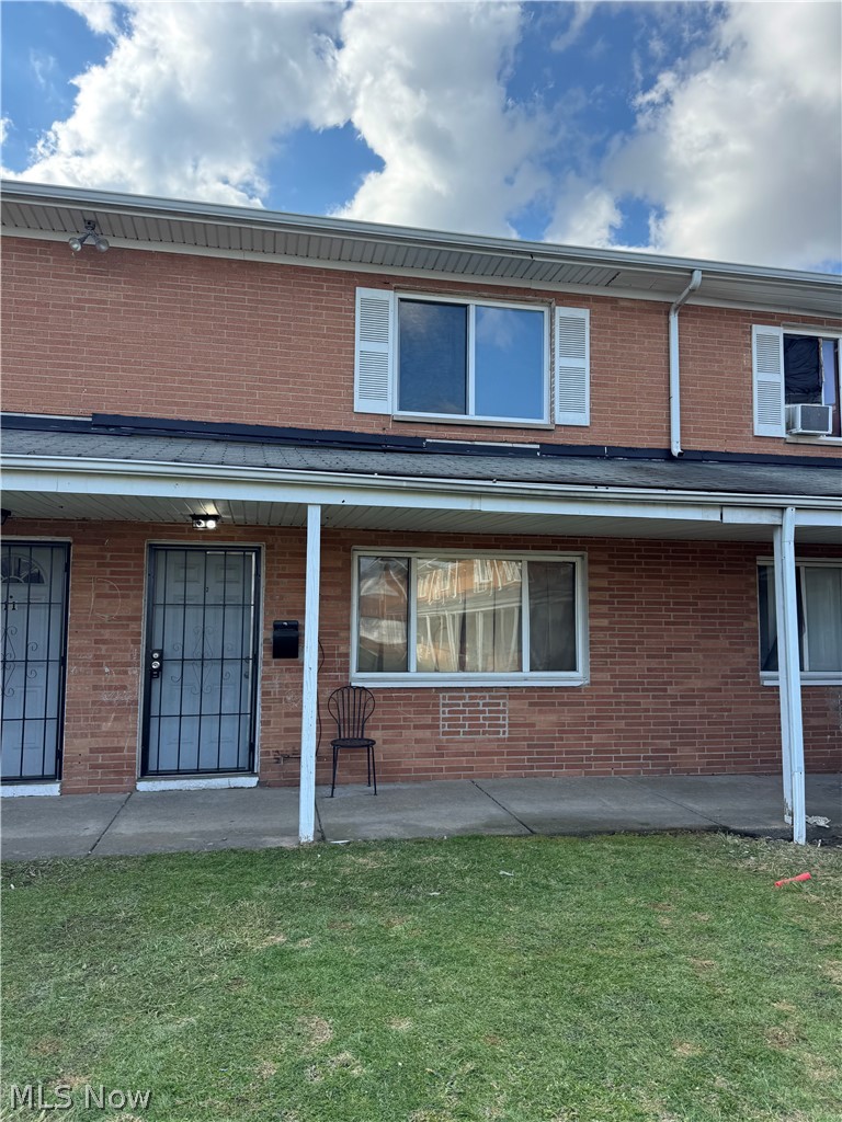 4878 Banbury Court Warrensville Heights OH 44128