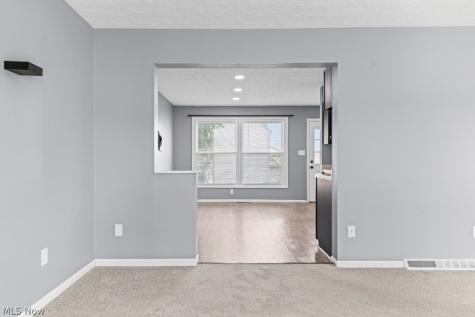 1395 S Azalea Boulevard Barberton OH 44203