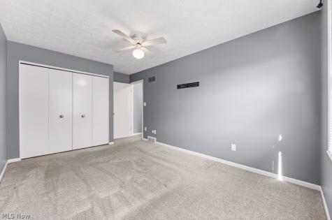 1395 S Azalea Boulevard Barberton OH 44203