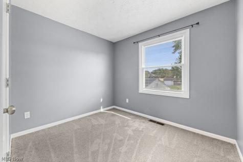1395 S Azalea Boulevard Barberton OH 44203