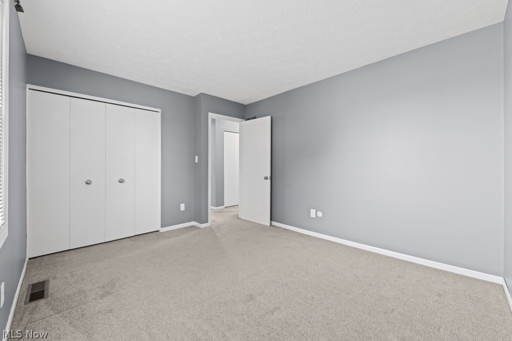 1395 S Azalea Boulevard Barberton OH 44203