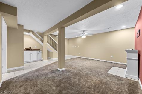 1395 S Azalea Boulevard Barberton OH 44203