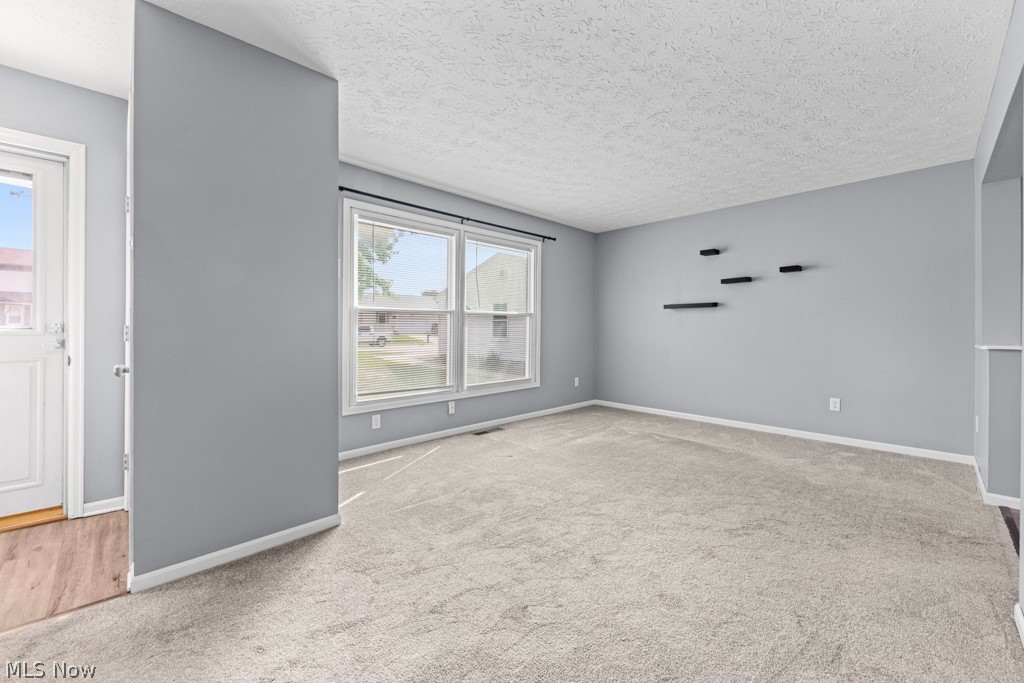 1395 S Azalea Boulevard Barberton OH 44203