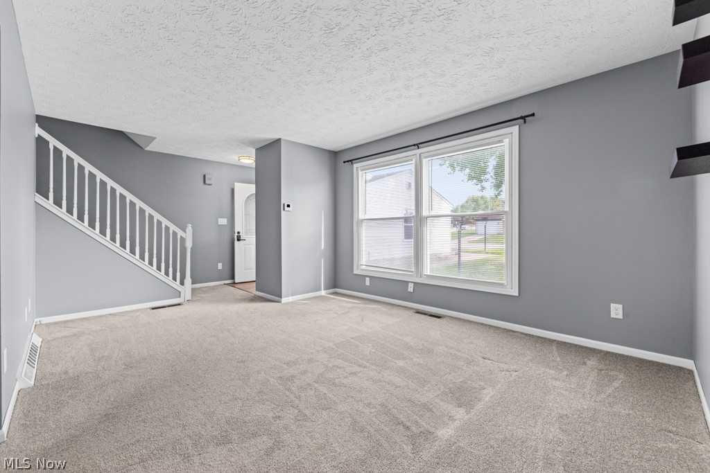1395 S Azalea Boulevard Barberton OH 44203