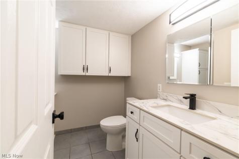20199 Grannis Road Fairview Park OH 44126