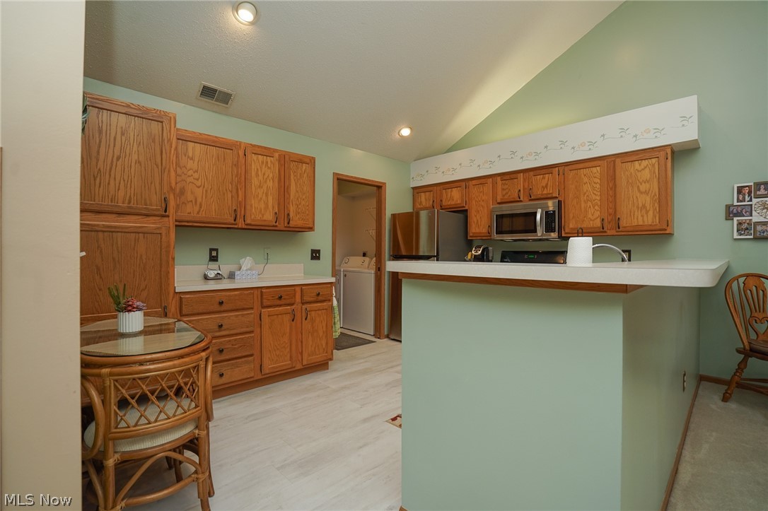 695 E Western Reserve Road Poland OH 44514