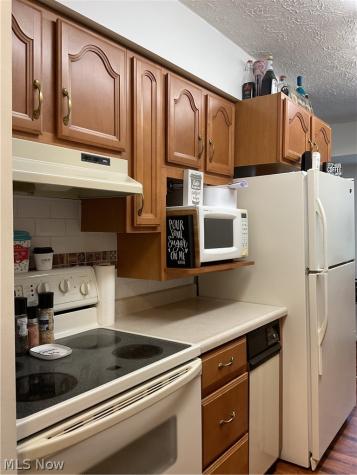 520 Meredith Lane Cuyahoga Falls OH 44223