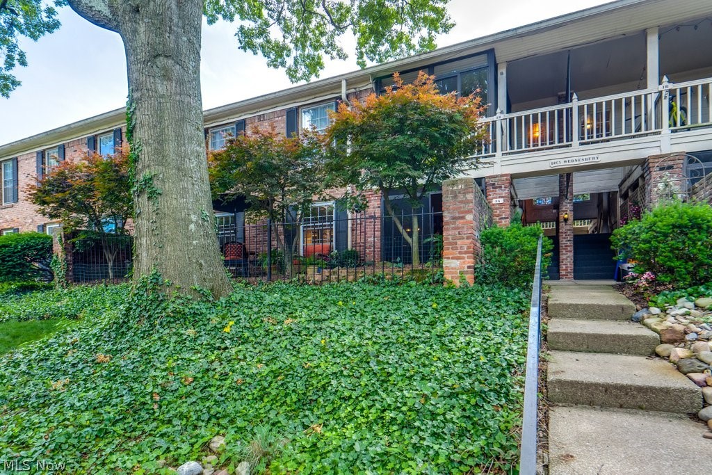 1265 Wednesbury Circle Akron OH 44313