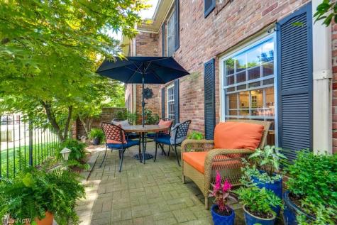 1265 Wednesbury Circle Akron OH 44313