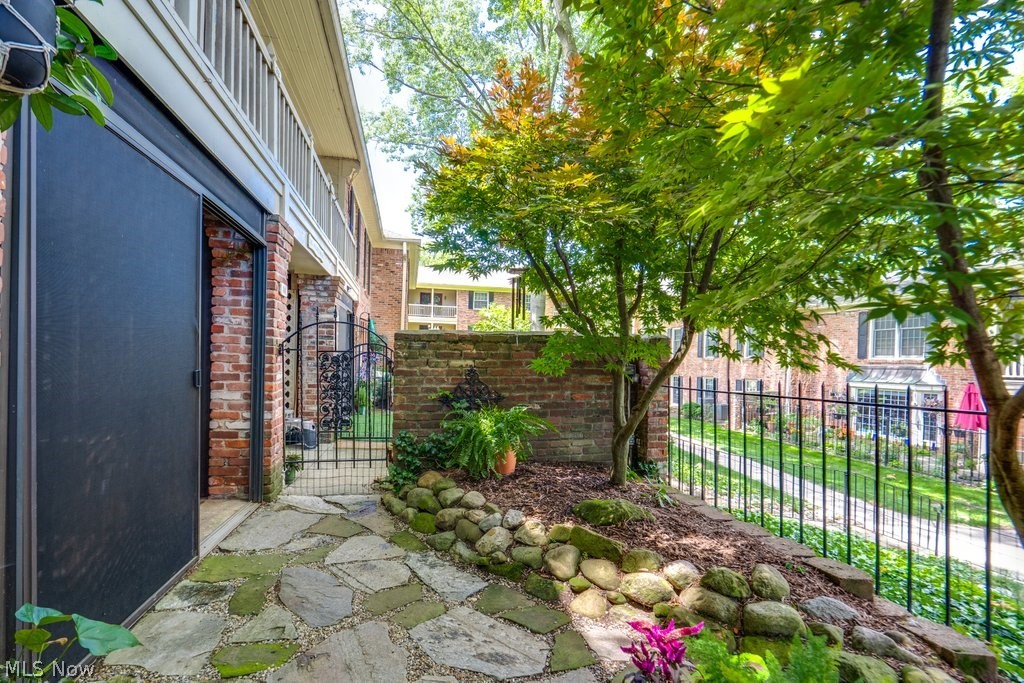 1265 Wednesbury Circle Akron OH 44313