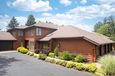 25878 Fairmount Boulevard Beachwood OH 44122