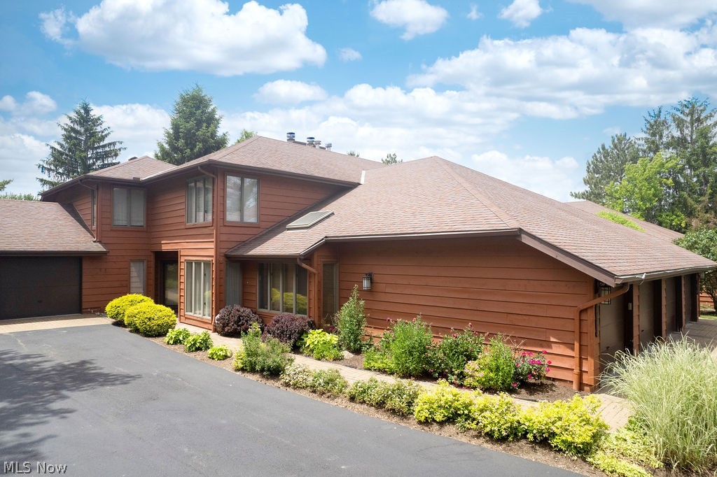 25878 Fairmount Boulevard Beachwood OH 44122