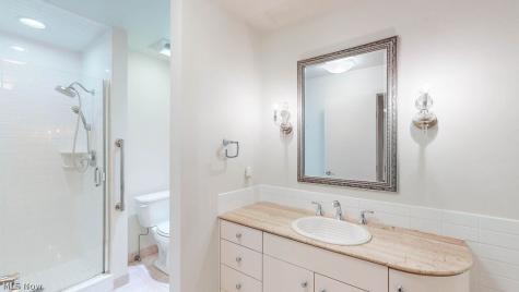 25878 Fairmount Boulevard Beachwood OH 44122