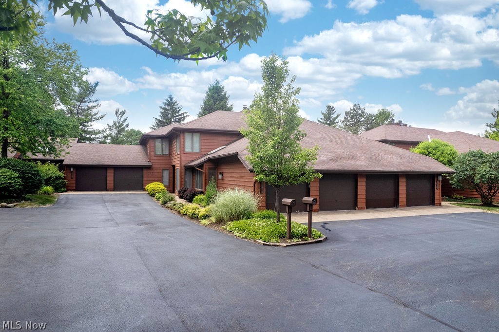 25878 Fairmount Boulevard Beachwood OH 44122