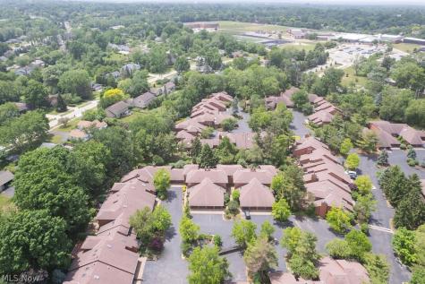 25878 Fairmount Boulevard Beachwood OH 44122