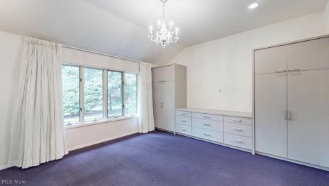 25878 Fairmount Boulevard Beachwood OH 44122