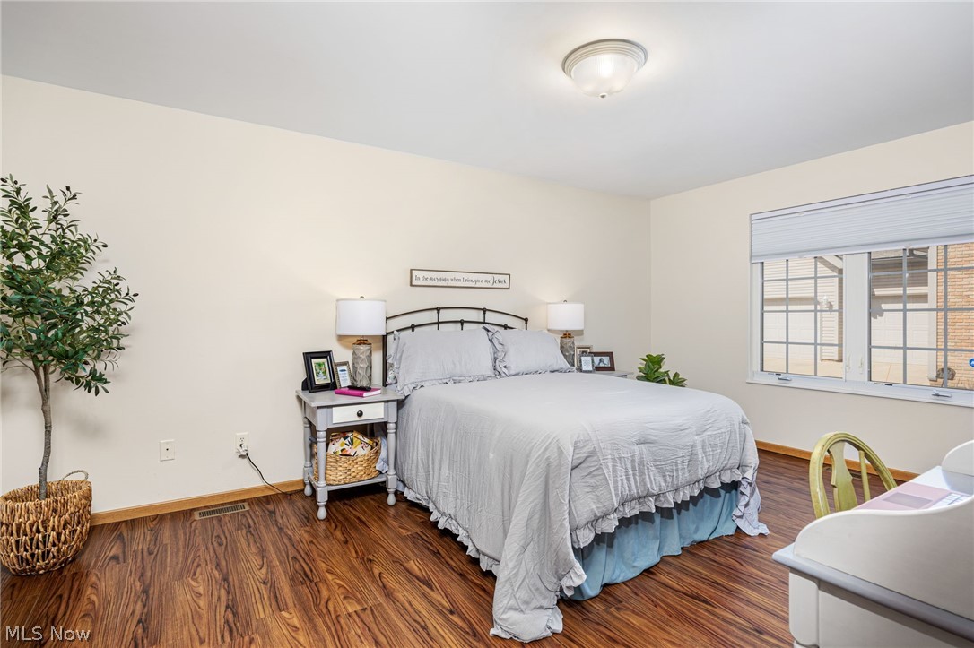 1551 Cambridge Avenue SW North Canton OH 44709