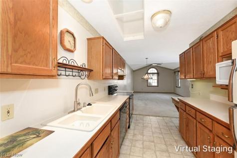 1526 Rhine River Road NW Uniontown OH 44685