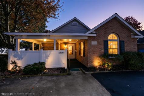 1526 Rhine River Road NW Uniontown OH 44685