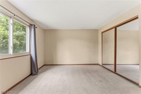 931 Trimble Drive Akron OH 44307