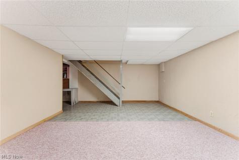 931 Trimble Drive Akron OH 44307