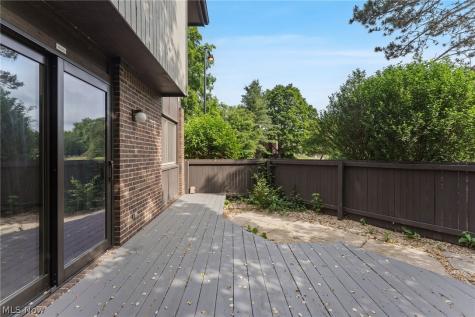 931 Trimble Drive Akron OH 44307