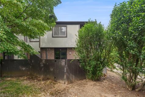 931 Trimble Drive Akron OH 44307