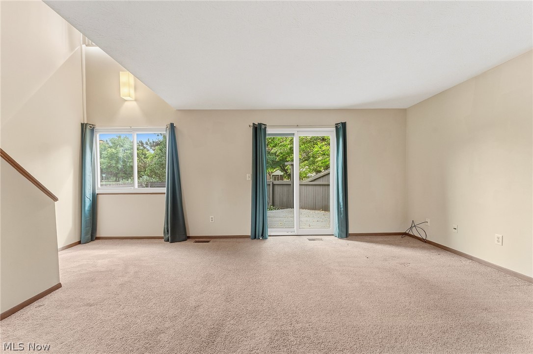 931 Trimble Drive Akron OH 44307