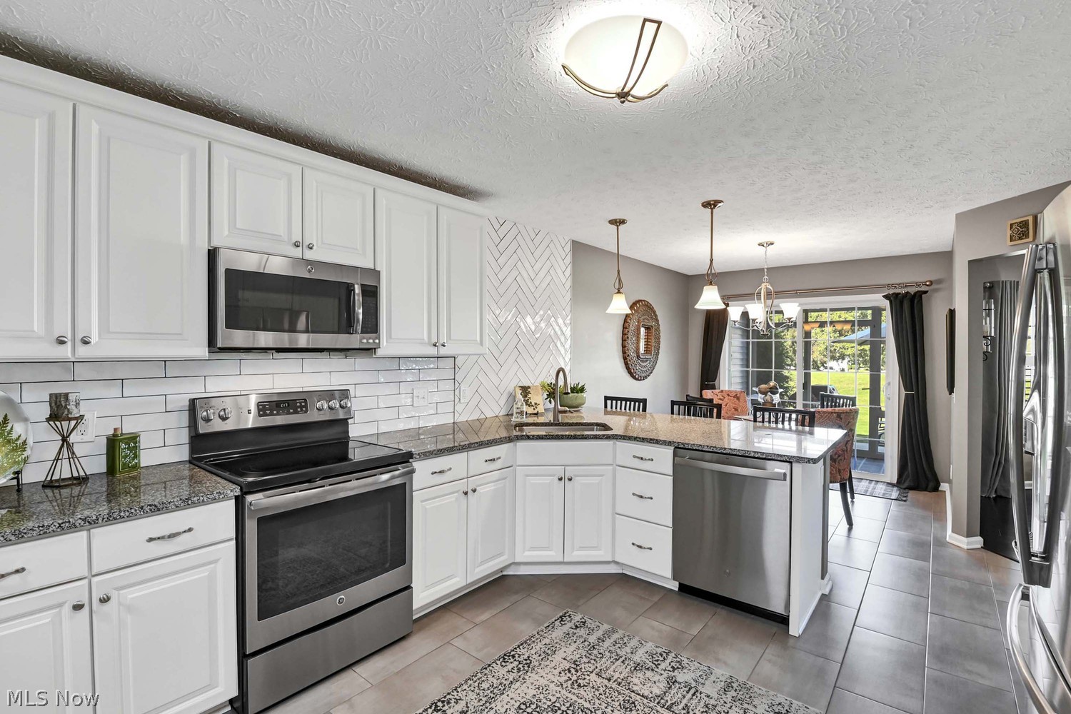 803 Wildberry Circle Avon Lake OH 44012