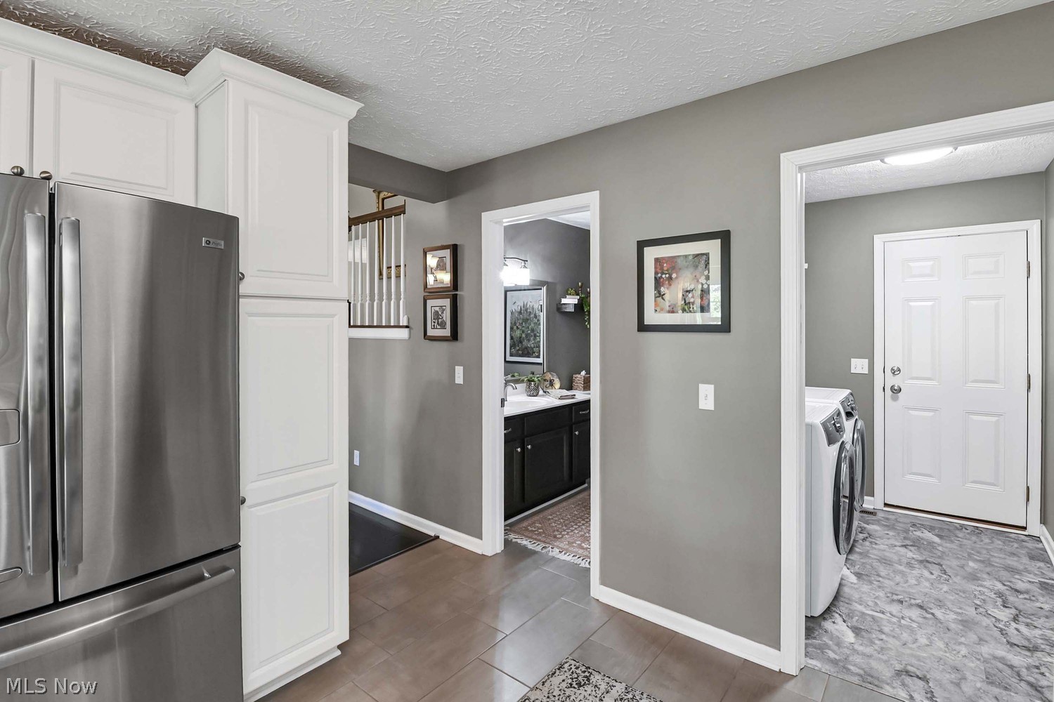 803 Wildberry Circle Avon Lake OH 44012