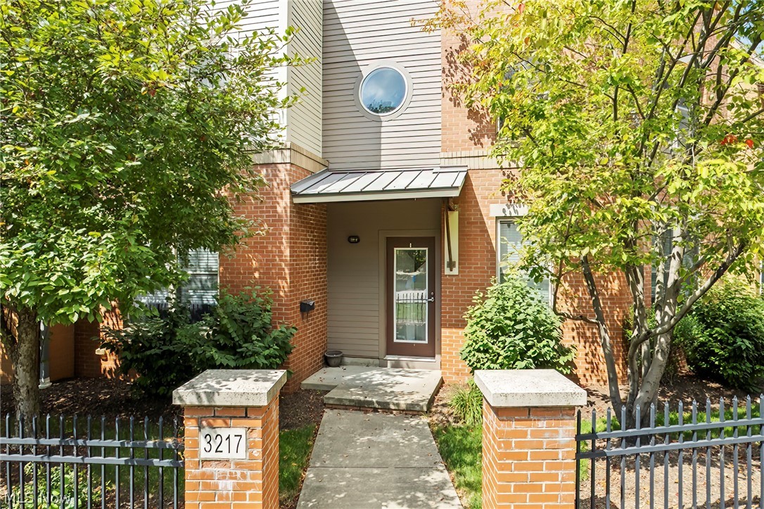 3217 Euclid Heights Boulevard Cleveland Heights OH 44118