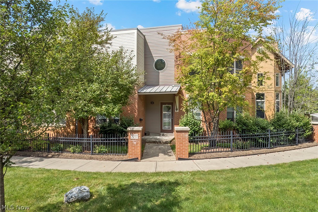 3217 Euclid Heights Boulevard Cleveland Heights OH 44118