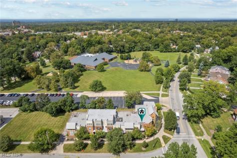3217 Euclid Heights Boulevard Cleveland Heights OH 44118