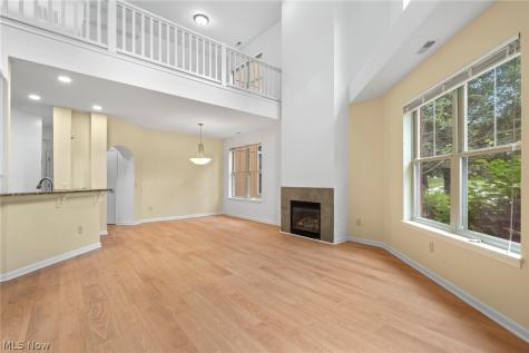 3217 Euclid Heights Boulevard Cleveland Heights OH 44118