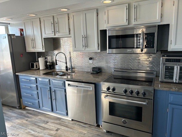 12520 Edgewater Drive Lakewood OH 44107