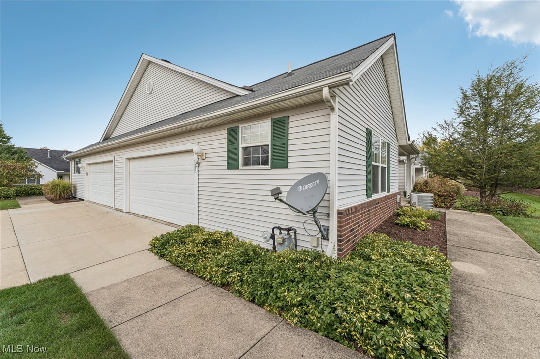 701 Gold Leaf Court Streetsboro OH 44241