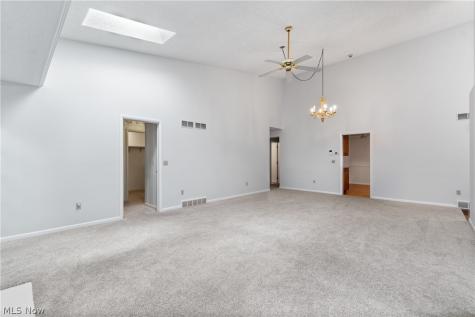 1935 Brookwood Drive Akron OH 44313