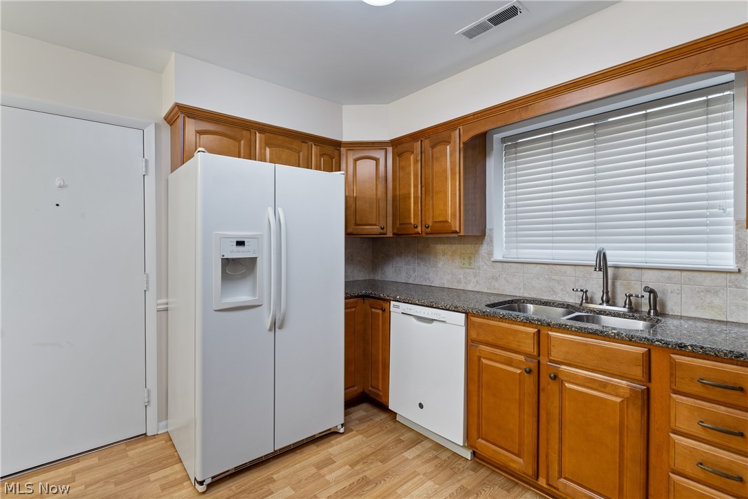 1935 Brookwood Drive Akron OH 44313