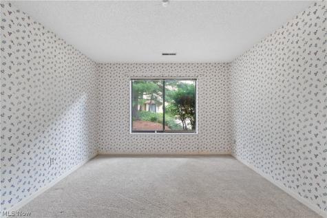 1935 Brookwood Drive Akron OH 44313