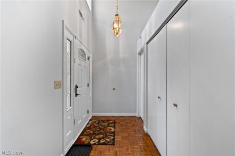 1935 Brookwood Drive Akron OH 44313