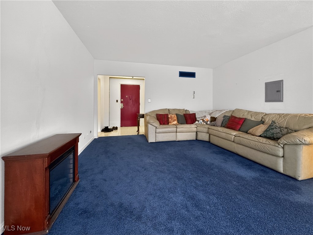 13800 Fairhill Road Shaker Heights OH 44120