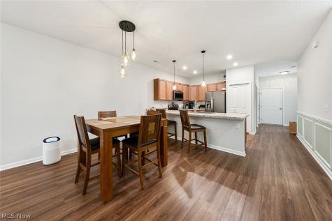 124 Acorn Lane Elyria OH 44035