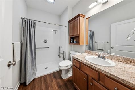 124 Acorn Lane Elyria OH 44035