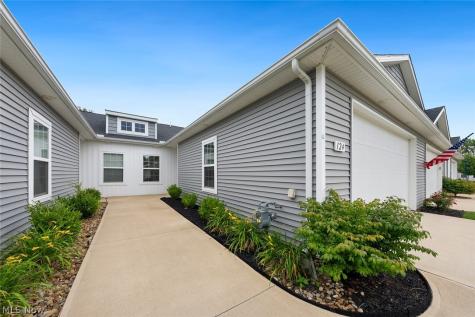 124 Acorn Lane Elyria OH 44035