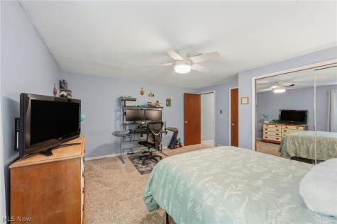 74 Landings Way Avon Lake OH 44012