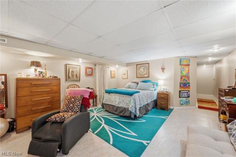 74 Landings Way Avon Lake OH 44012
