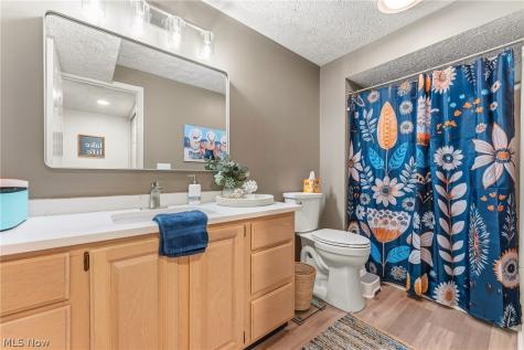 3771 E Lake Road Sheffield Lake OH 44054