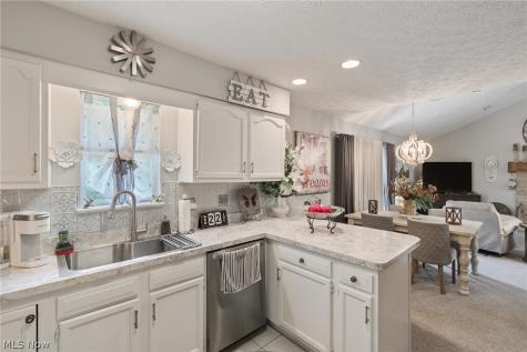 298 Westberry Circle Tallmadge OH 44278